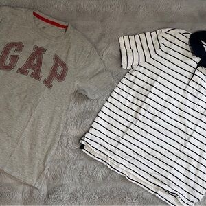 GAP Kids Gray Size L G and White Blue Size M (8) T-Shirt